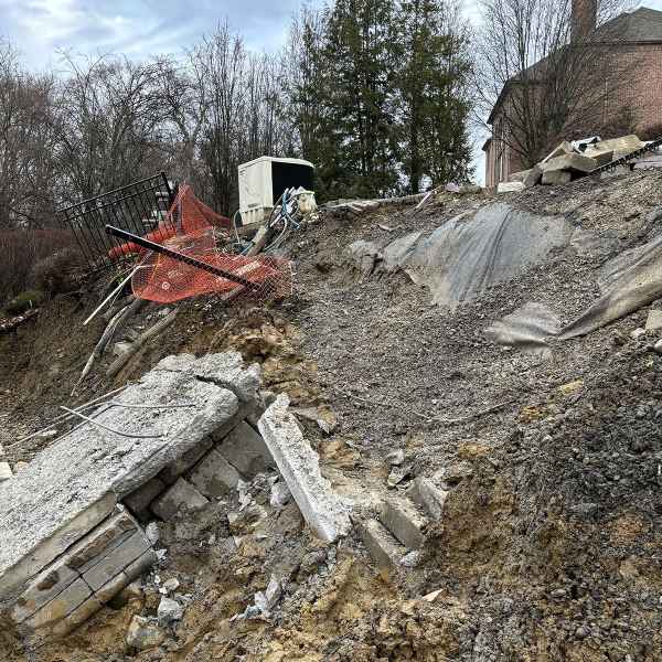 ReCon Retaining Wall Installation 10 IMG 3819