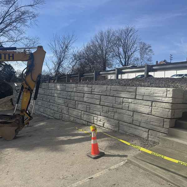 ReCon Retaining Wall Installation 12 IMG 2423