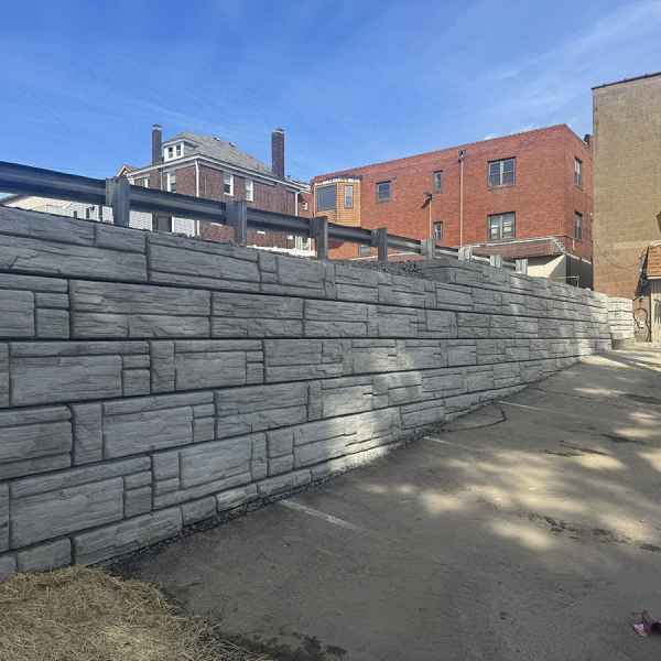 ReCon Retaining Wall Installation 13 IMG 2421