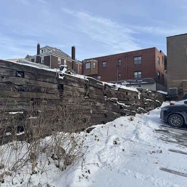 ReCon Retaining Wall Installation 14 IMG 2203