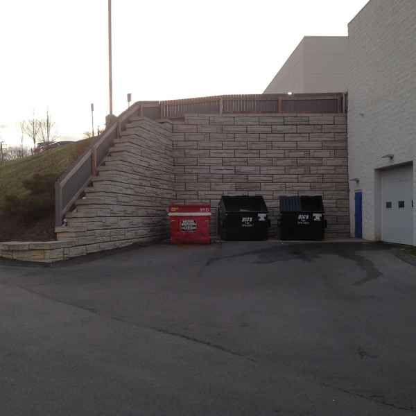 Recon Walls retaining wall