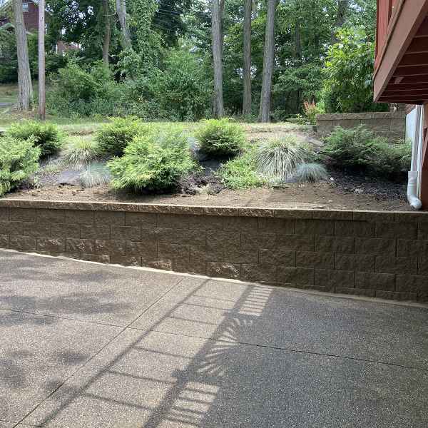 Retain Wall Installation